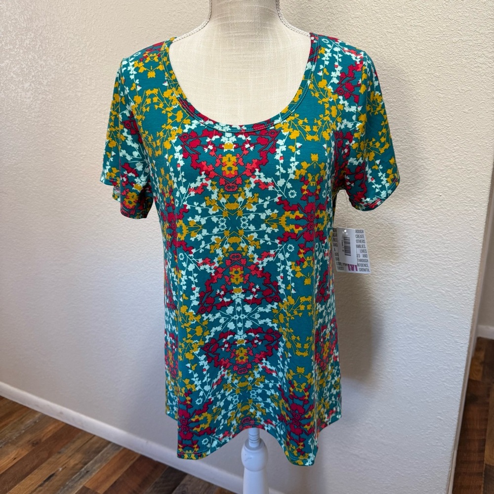 🤠 3/$20 LuLaRoe - Classic T - Teal and Red Top - Size Medium - NWT